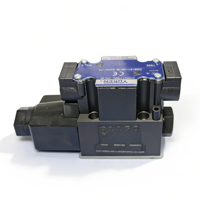 Электромагнитный клапан DSG-01-2B3B-A200 (оригинальный)